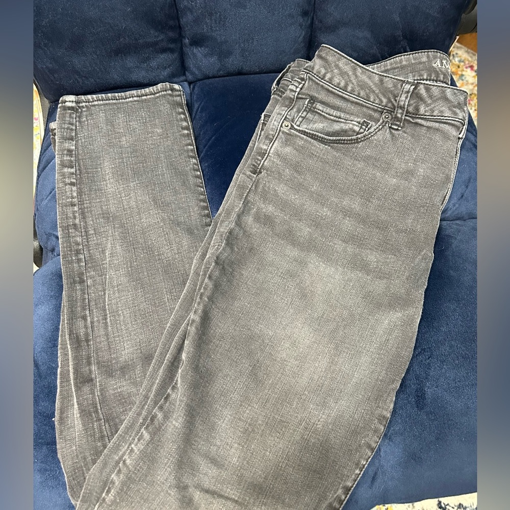 American Eagle High Rise Super Stretch Skinny Black Jeans